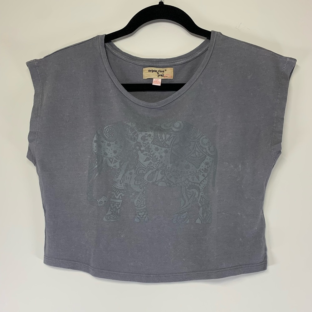 Women's Cropped Graphic T-Shirt - Triple Five Soul - Size Small